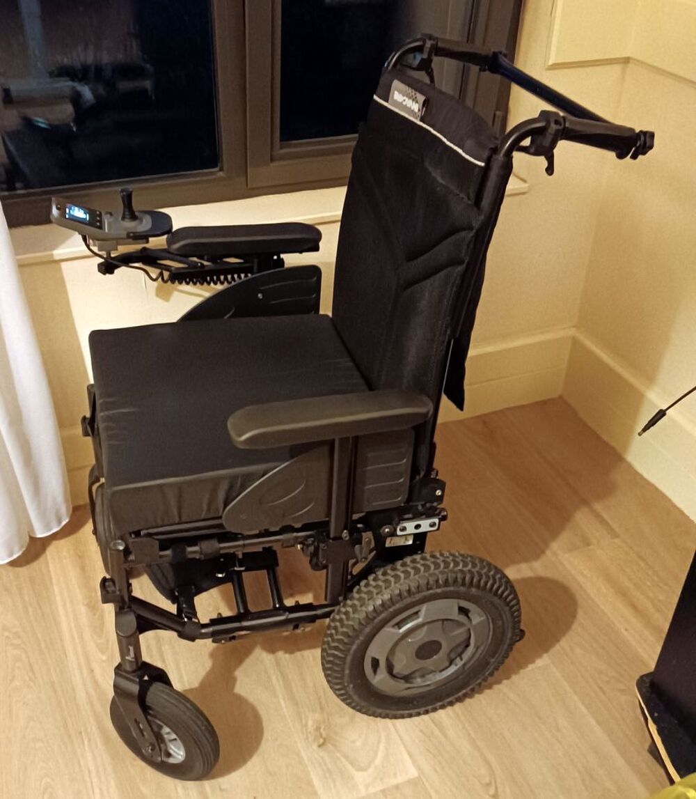 FAUTEUIL ROULANT ELECTRIQUE INVACARE ESPRIT ACTION Meubles