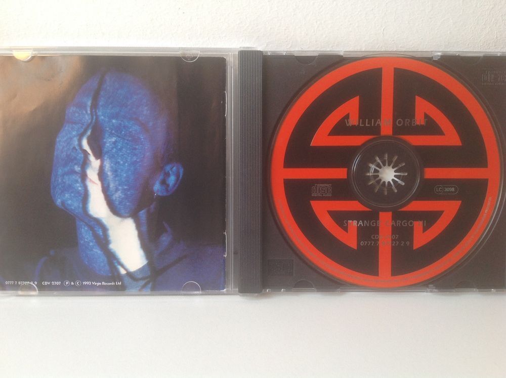 WILLIAM ORBIT STRANGE CARGO III Envoi Possible
CD et vinyles