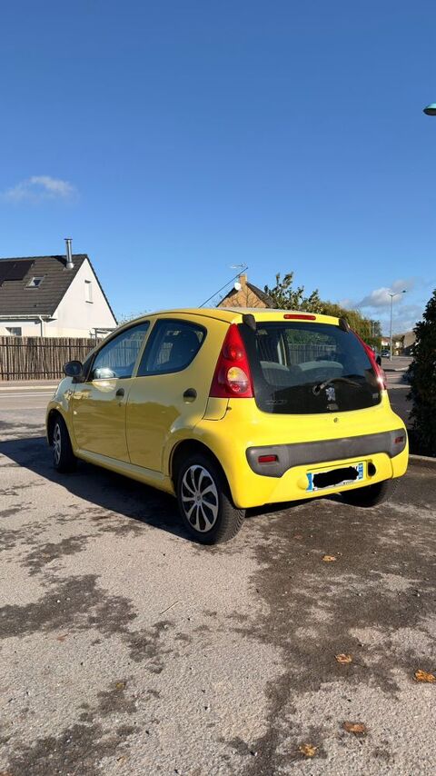 Peugeot 107 1.0e 12V 68ch BLUE LION Trendy 2008 occasion Saint-Amand-les-Eaux 59230