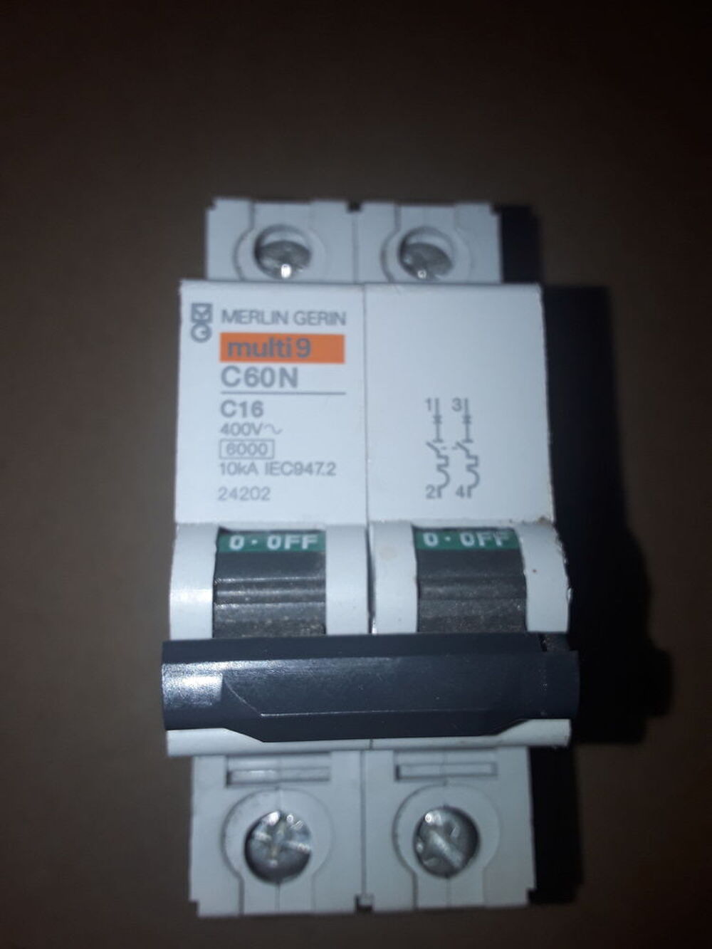 Merlin Gerin 24202 disjoncteur modulaire Multi 9 - C60N - 2 Bricolage