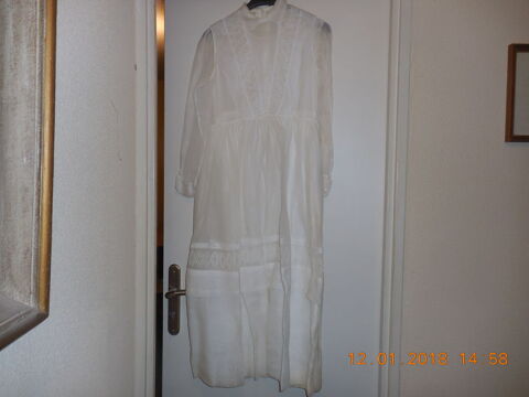 robe de communion  et son voile vintage 50 Ste (34)