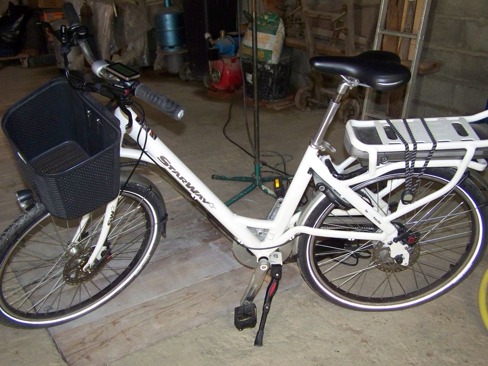 v&eacute;lo &eacute;lectrique de marque STARWAY Vélos
