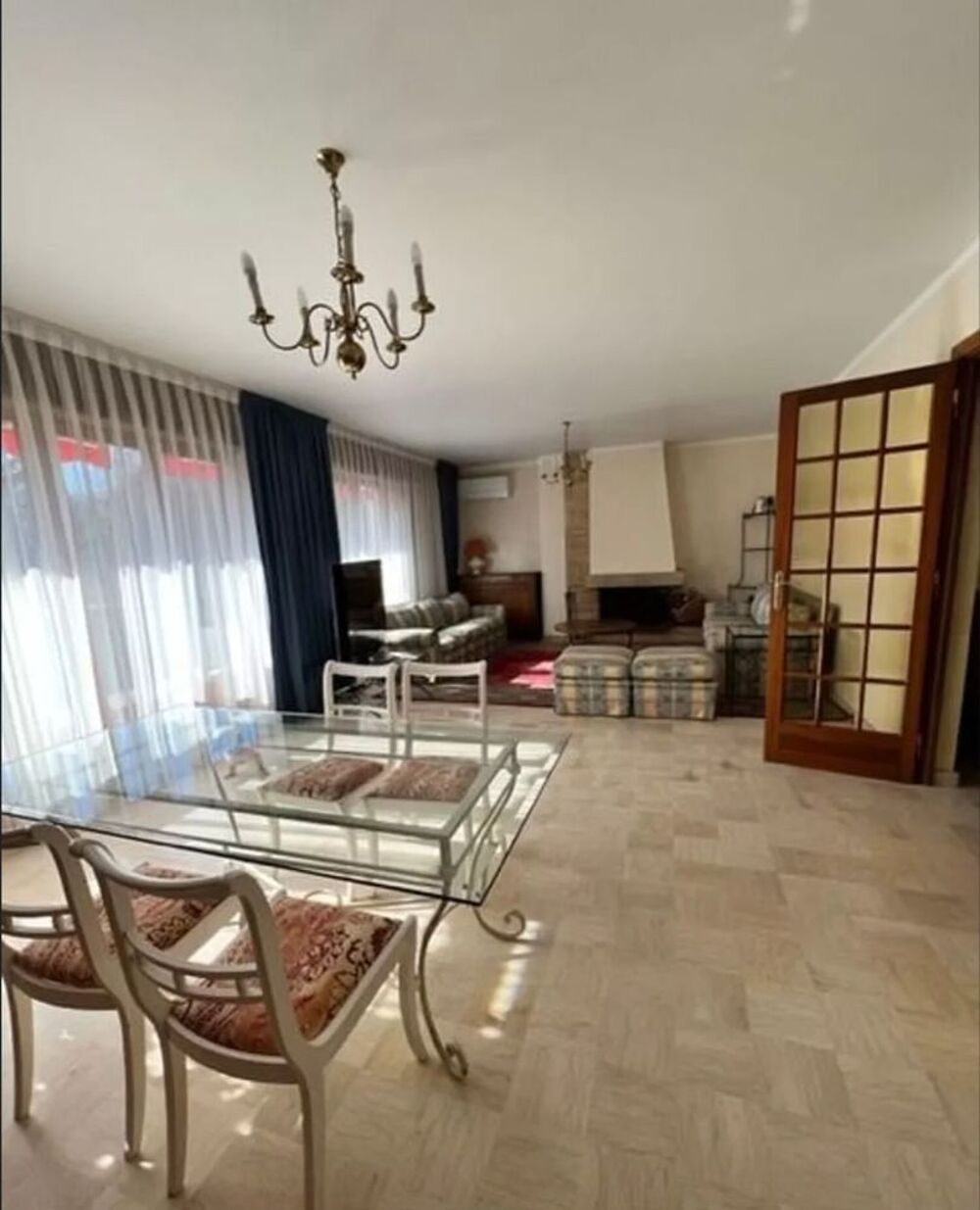 Appartement 5 pièces 131 m² · à Échirolles · 131 m² · 389 000 €