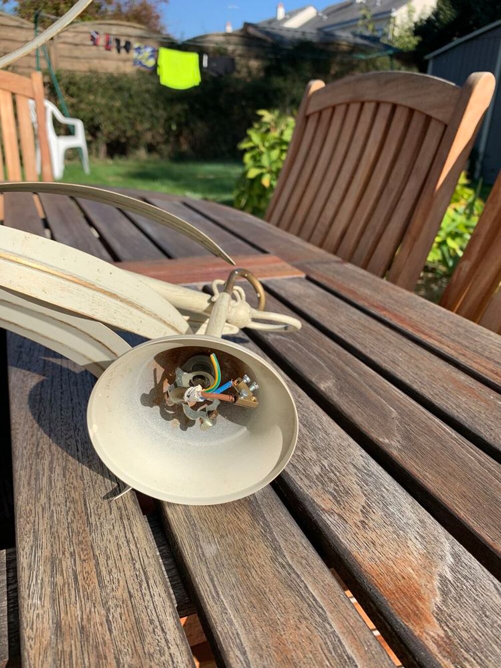 Lustre 3 branches M&eacute;tal beige Patine Dcoration