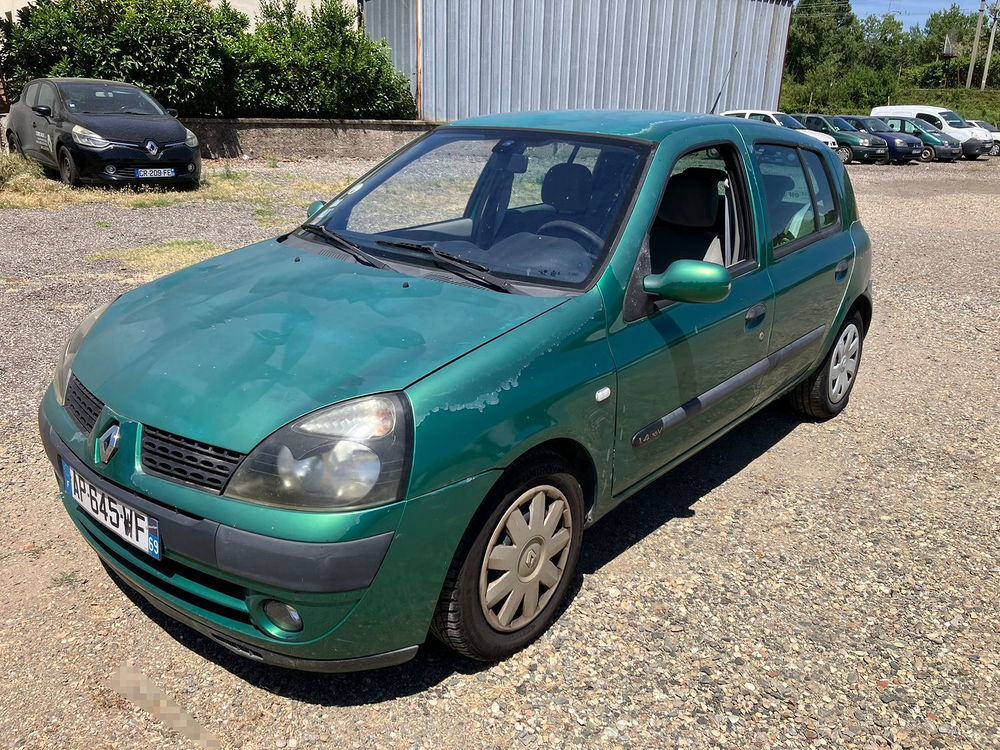 Clio II Clio 1.4i 16V Privil&egrave;ge 2002 occasion 69440 Mornant