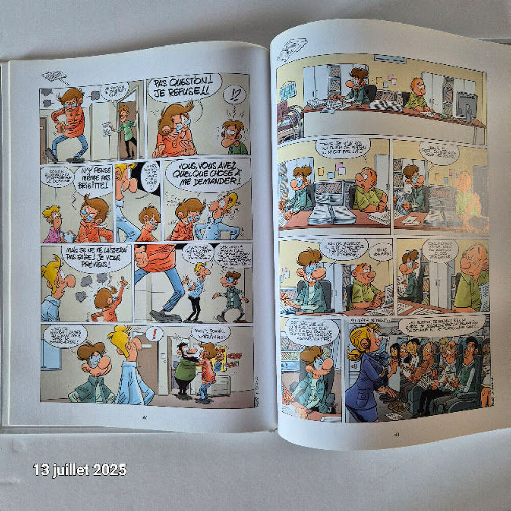 Bande dessin&eacute;e Les Fonctionnaires : "Feuilles volantes". Livres et BD