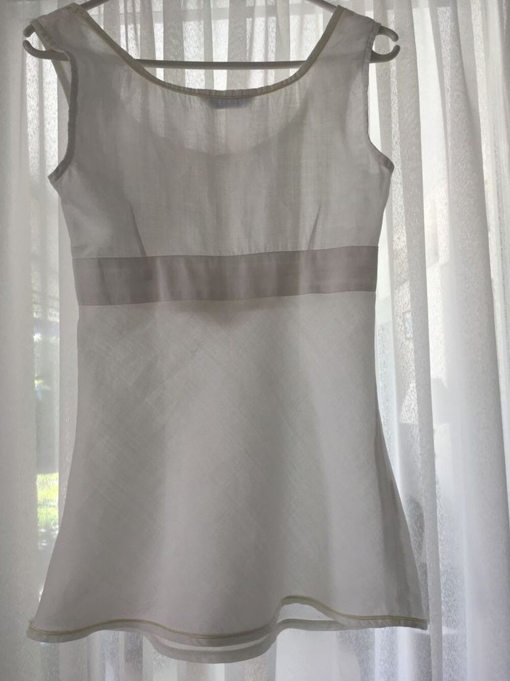 Tunique l&eacute;g&egrave;re Vêtements