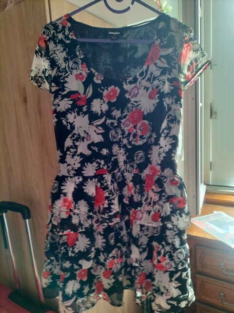 Robe noire fleurie Campénéac (56)