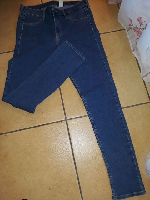 Jean skinny taille 42 10 Limeil-Brvannes (94)