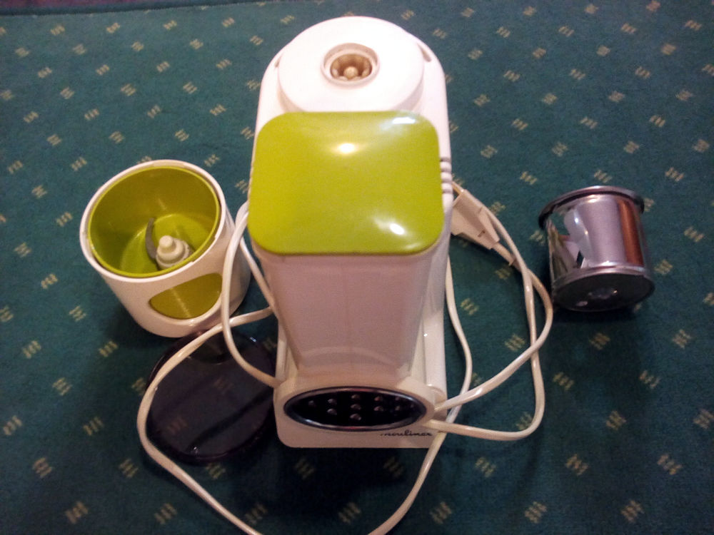 Robot M&eacute;nager = Combin&eacute; R&acirc;pe Hachoir &Eacute;lectrique Electroménager