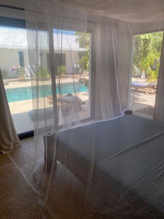  Villa � vendre 5 pi�ces 300 m� Warang, s�n�gal