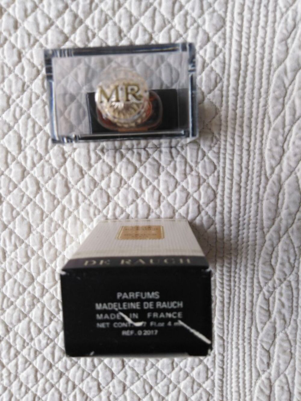 Miniature parfum Belle de Rauch 