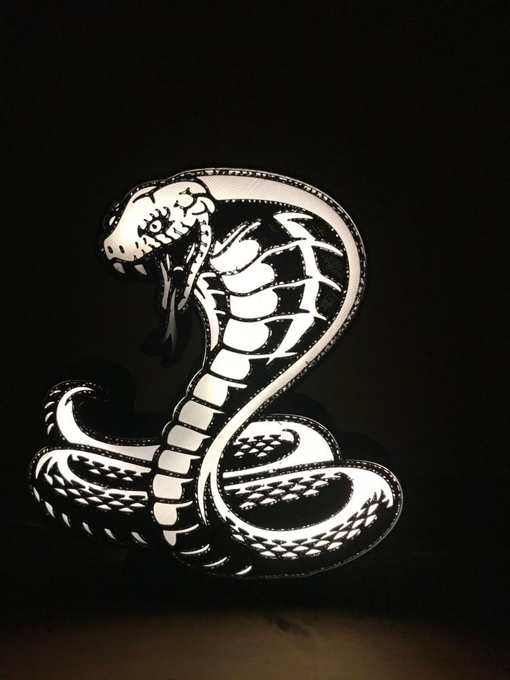 Lampe COBRA SERPENT &eacute;clairage leds &agrave; piles Décoration