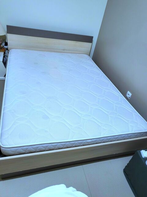 LIT 140*200 / 70 Euros 70 Saint-Cyr-au-Mont-d'Or (69)