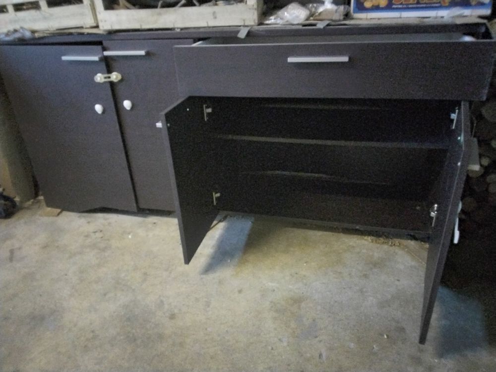 Meuble de Salle &agrave; manger bas 4 portes 1 tiroir Meubles