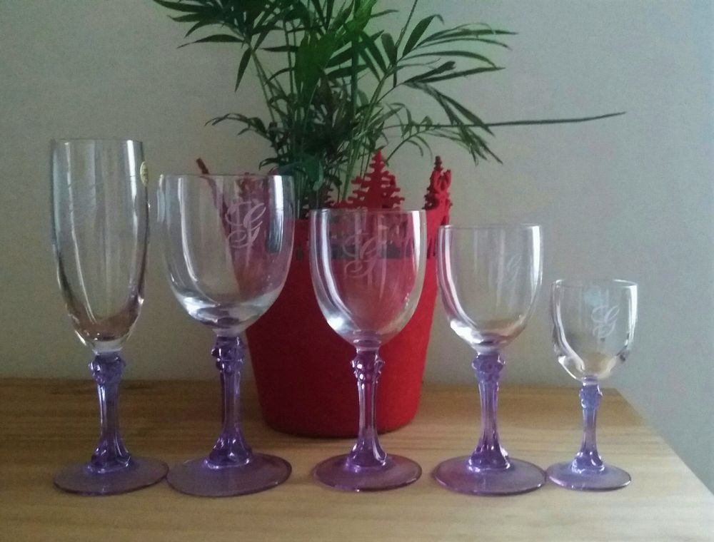 48 verres grav&eacute;s lettre G en cristal d'Arques - Rare Cuisine