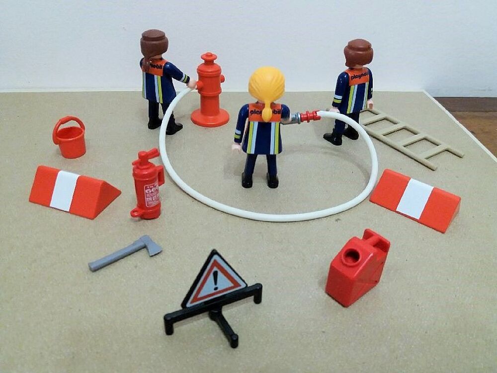 Les pompi&egrave;res Playmobil Jeux / jouets