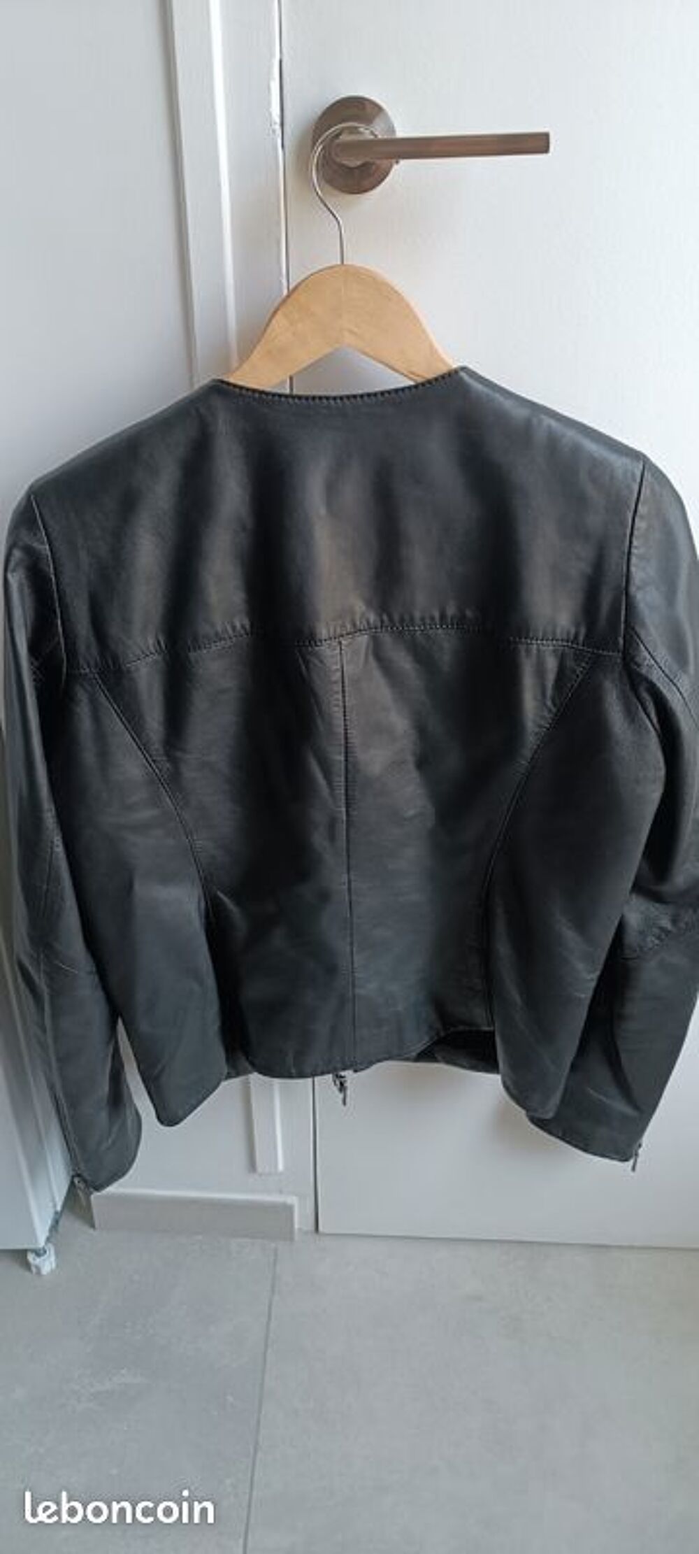 Cuir noir Caroll Vêtements