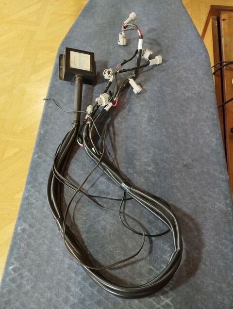 Pi&egrave;ces et &eacute;quipements Voiture Pi&egrave;ces et &eacute;quipements Voiture  occasion Saint-R&eacute;my-sur-Durolle 63550