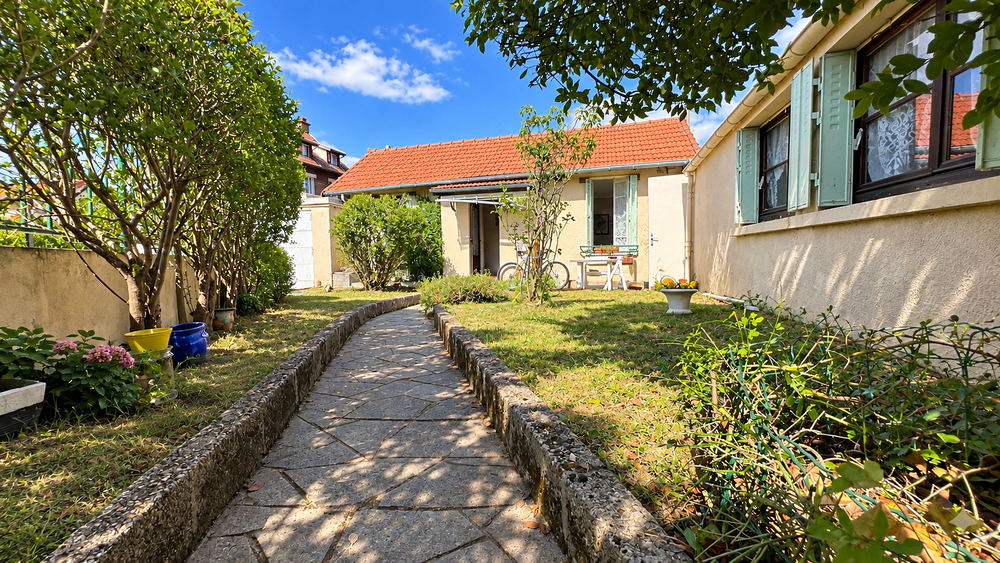Maison 3 pièces 233 m² · à Vélizy-Villacoublay · 233 m² · 418 000 €
