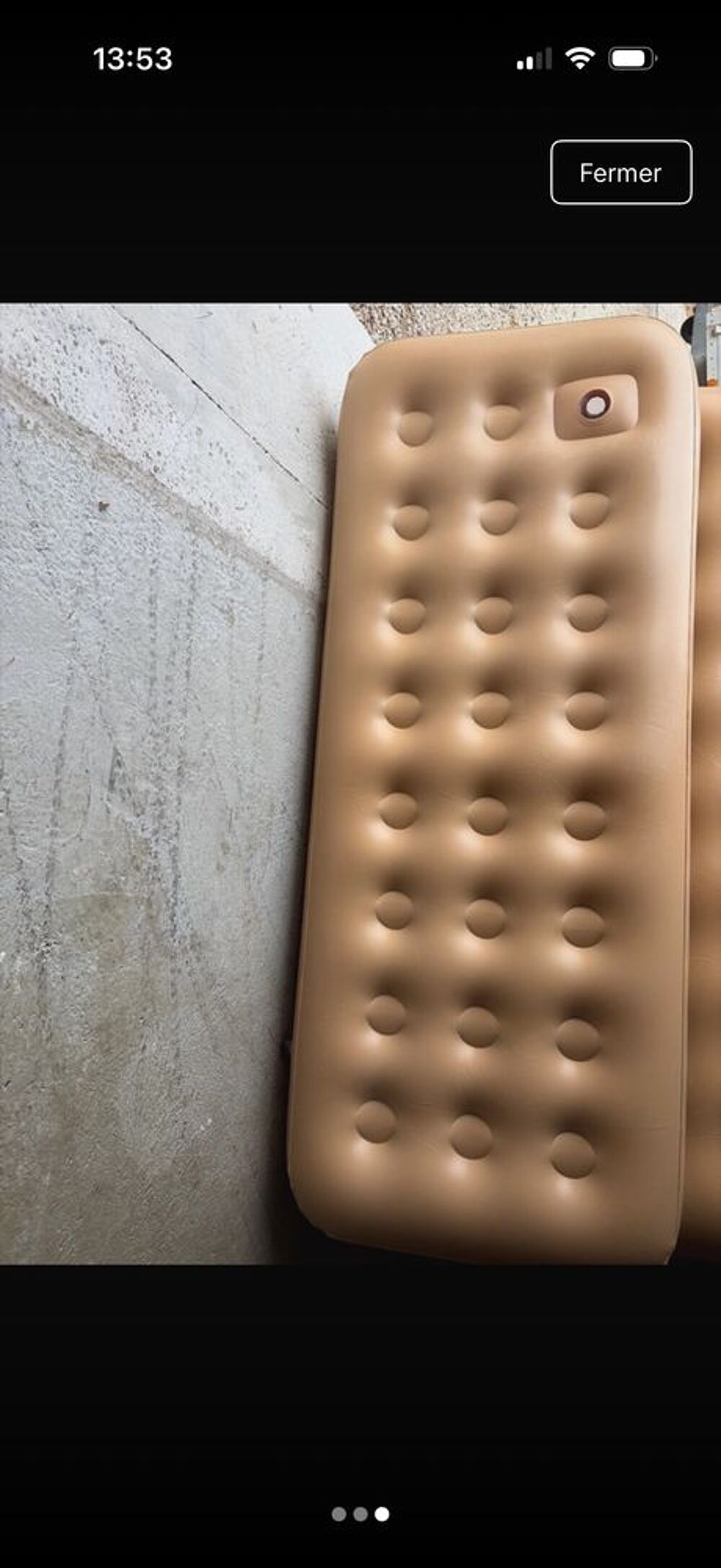 Matelas gonflable 1 place avec pompe int&eacute;gr&eacute;e Sports