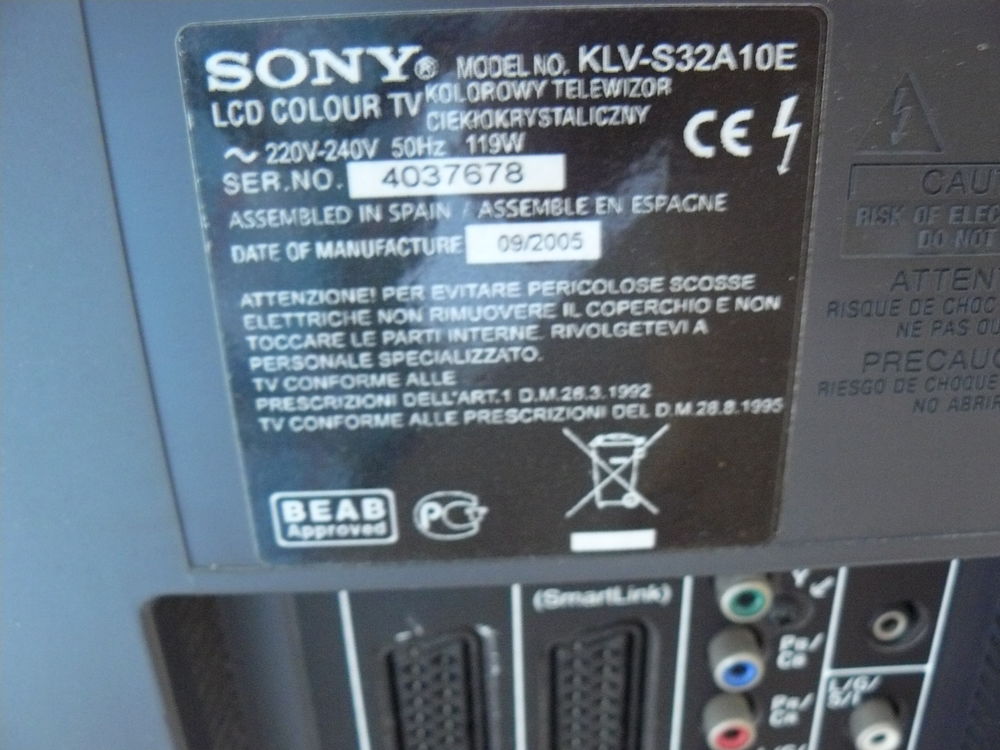T&eacute;l&eacute;viseur SONY BRAVIA 83 cm
Photos/Video/TV