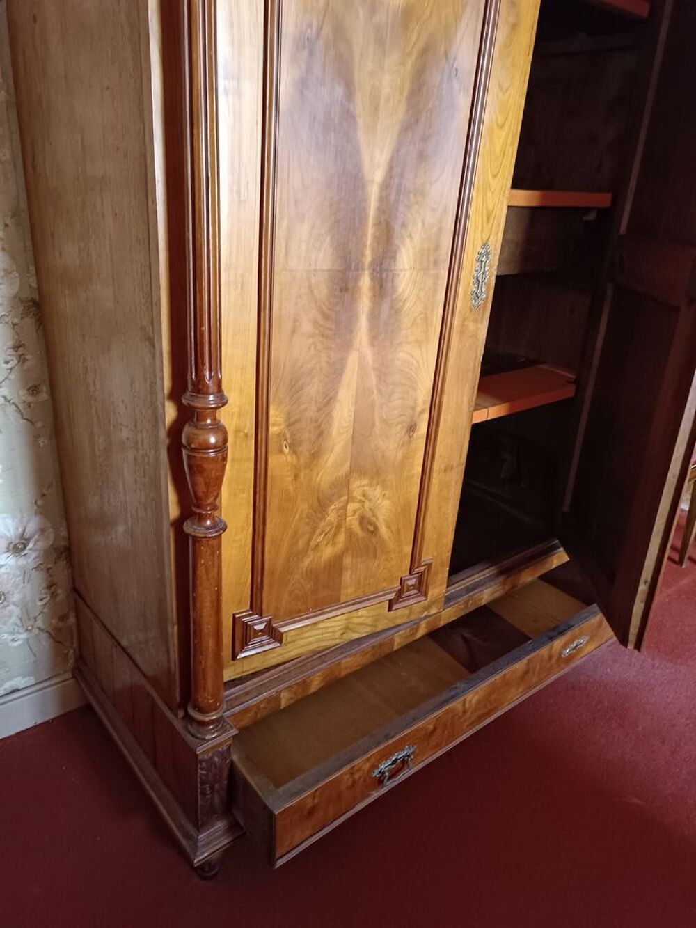 Chambre lit et armoire Meubles