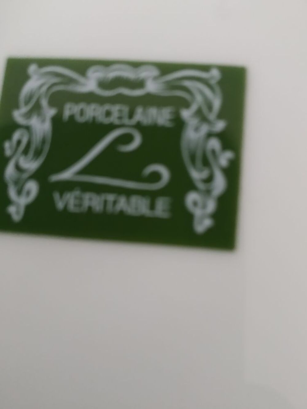 Assiette porcelaine entourage &eacute;tain Décoration