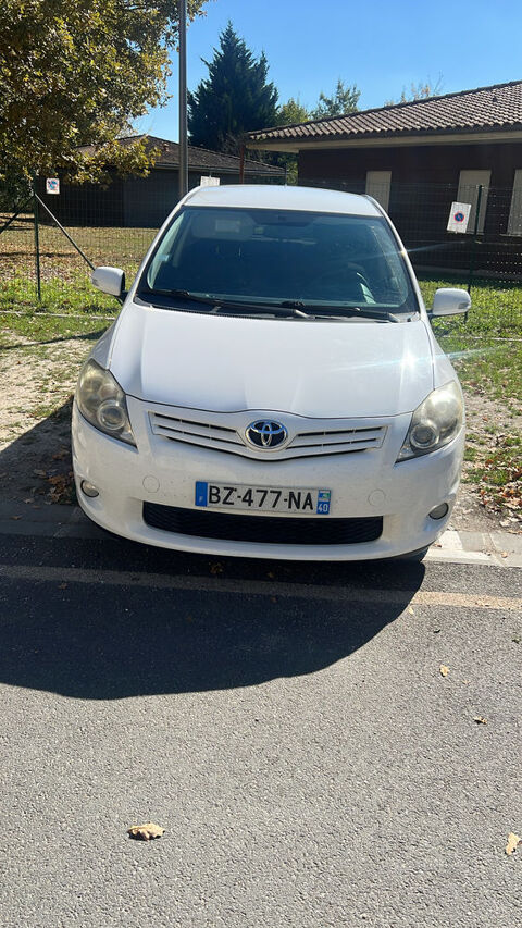 Annonce voiture Toyota Auris 4990 €