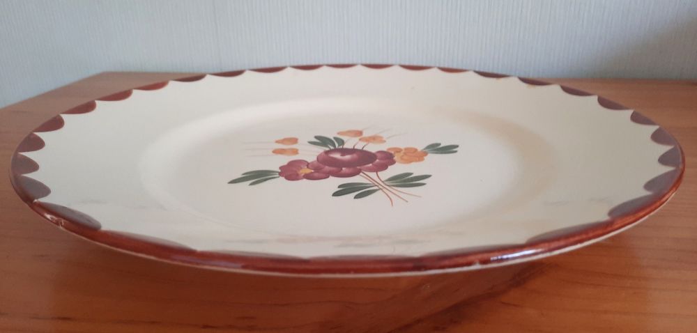 2 plats, FAIENCERIE LONGCHAMP Mod&egrave;le Agen. Cuisine