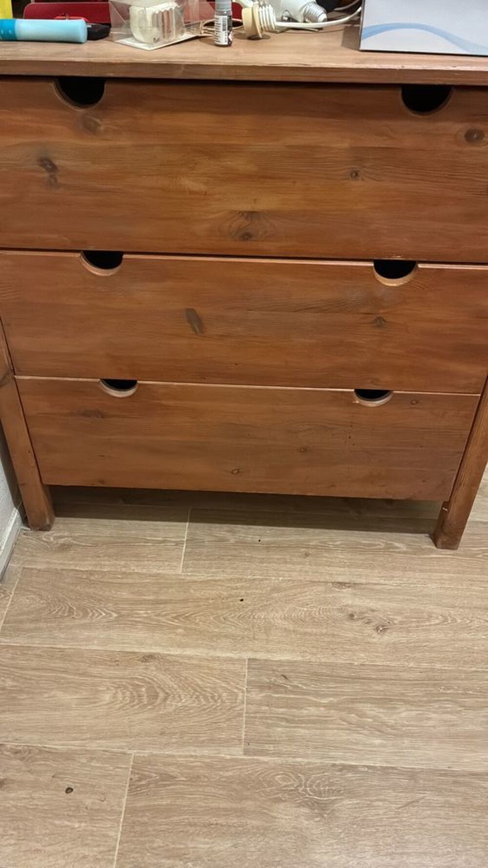 tr&egrave;s belle commode unen bois brut chambre, couloir, salon Meubles