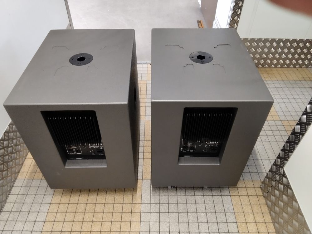 2 caissons de basse professionnels actif(s) Wharfedale - TBE Audio et hifi