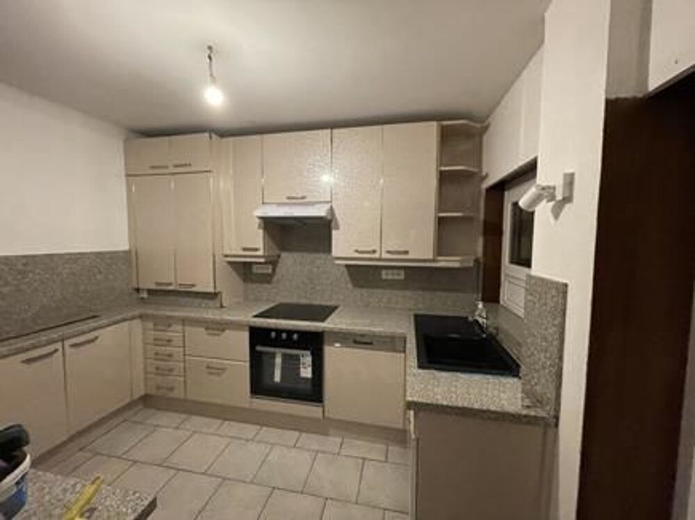 Location Appartement QUART. BON COIN  NANCY. PART LOUE BEL APPARTEMENT 3-4 PIECES Nancy