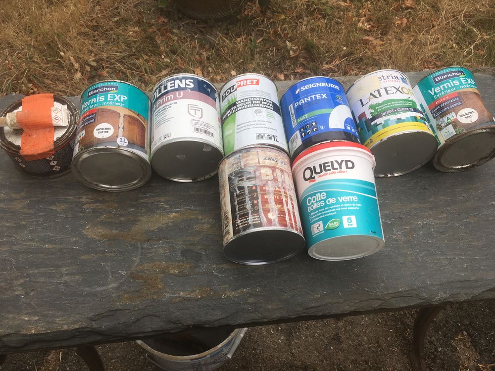 Peinture/vernis/tollens microporeuse/d&eacute;capant
Le lot 21 pots Bricolage