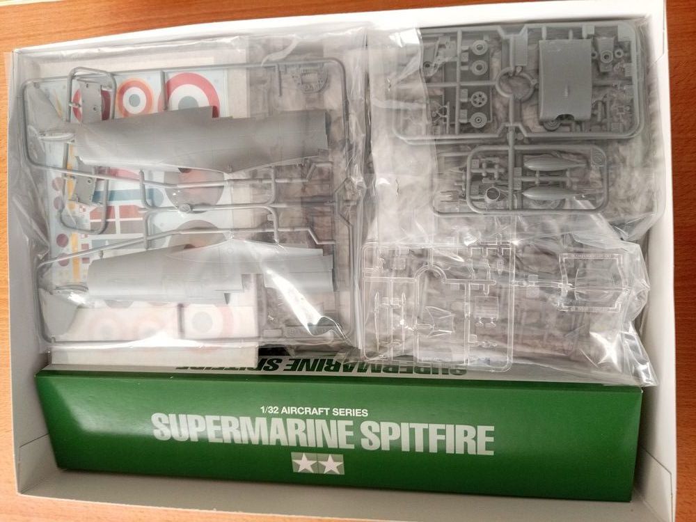 SUPERMARINE SPITFIRE Mk.IXc 1/32 TAMIYA Jeux / jouets
