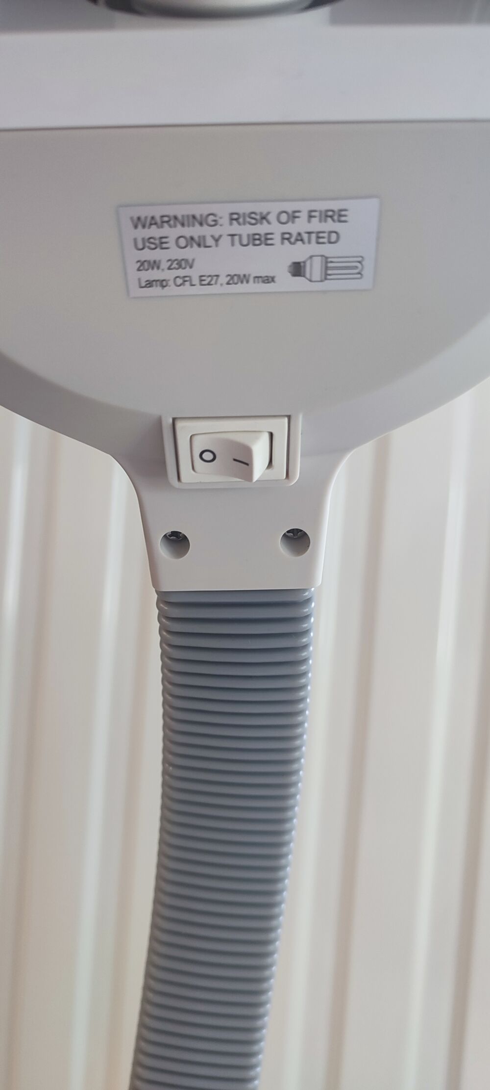Lampe &agrave; poser Livarno Lux 