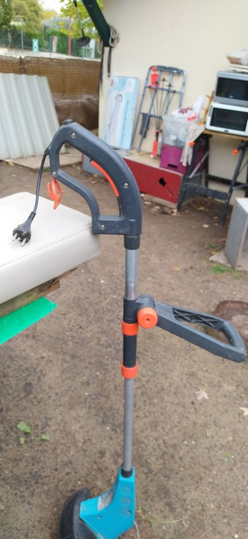 COUPE BORDURE GARDENA Jardin