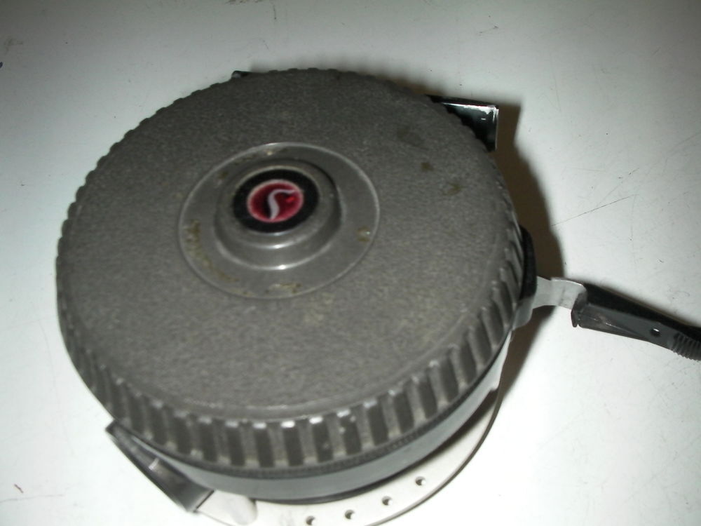 Moulinet MITCHELL 710 AUTOMATIQUE + 1 bobine Sports