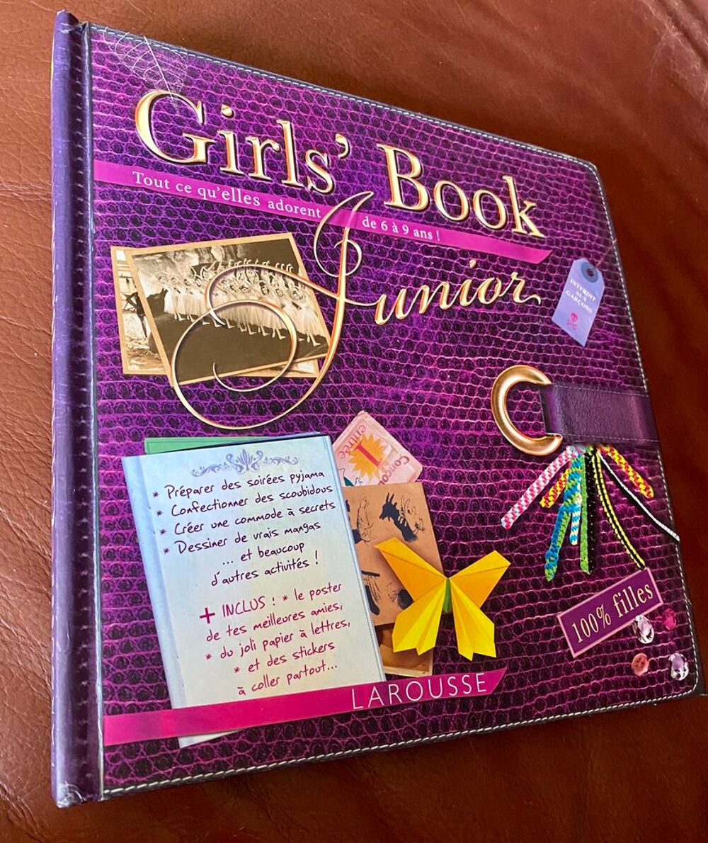 Girls' Book Junior Broch&eacute;. 26 cm. Larousse. Jeux. Tbe Jeux / jouets