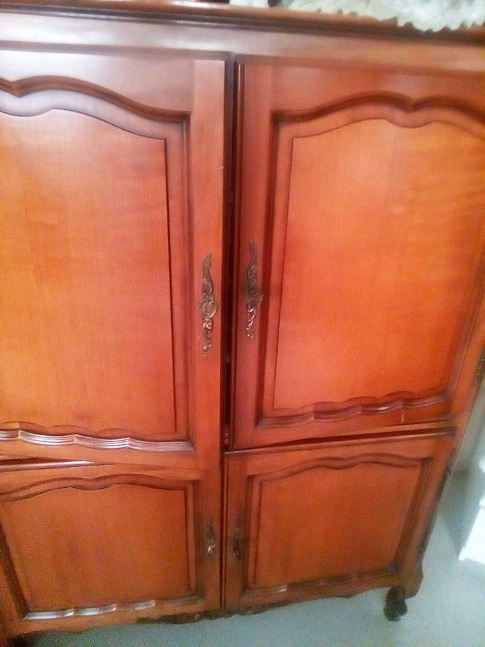 un meuble tres bon etat Meubles