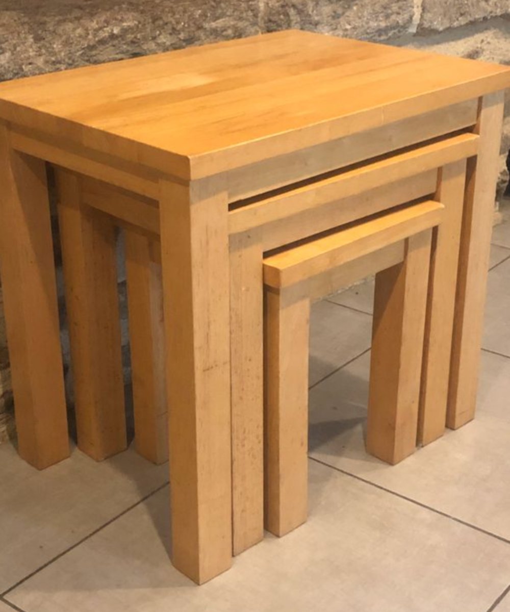 Lot de 3 tables gigognes en bois massif Meubles