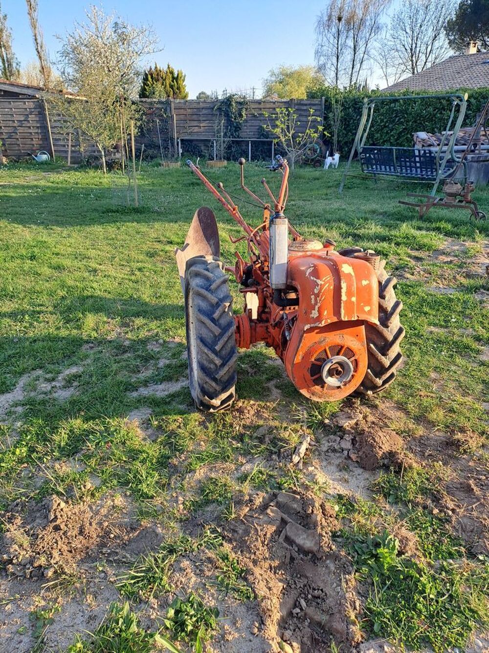 motoculteur tr&egrave;s bon &eacute;tat Jardin