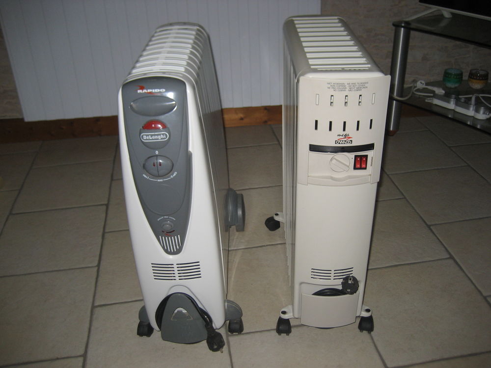 1 radiateur OMAS 2500W, et un radiateur DELONGHI 2000W Electromnager