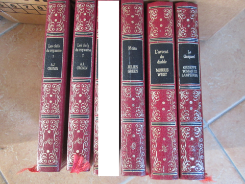 Lot de 5 beaux livres reli�s �ditions De Cr�mille 12 Herblay (95)