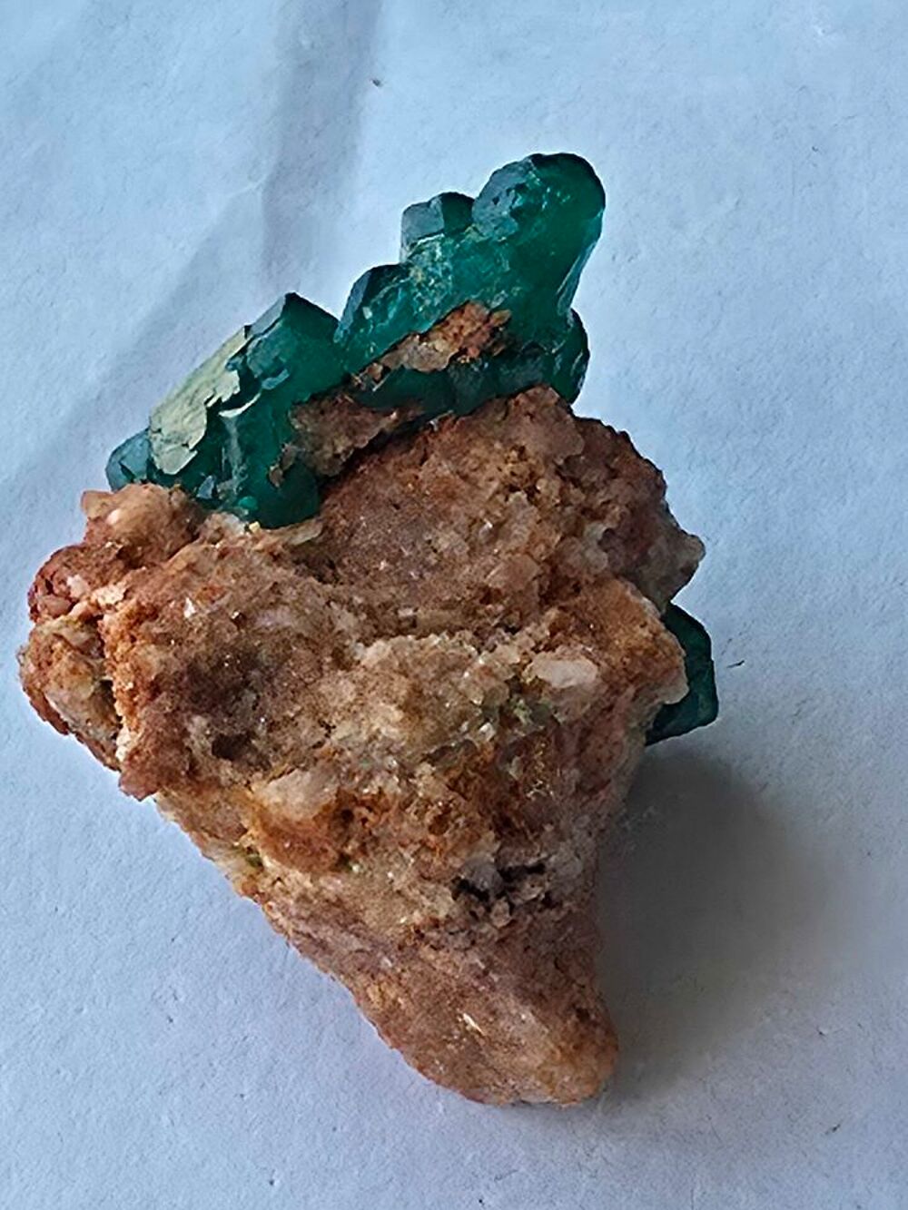 Cristaux de Dioptase Verte sur Gangue-Collection (12g) 