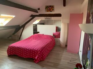  Appartement à louer 5 pièces 140 m²