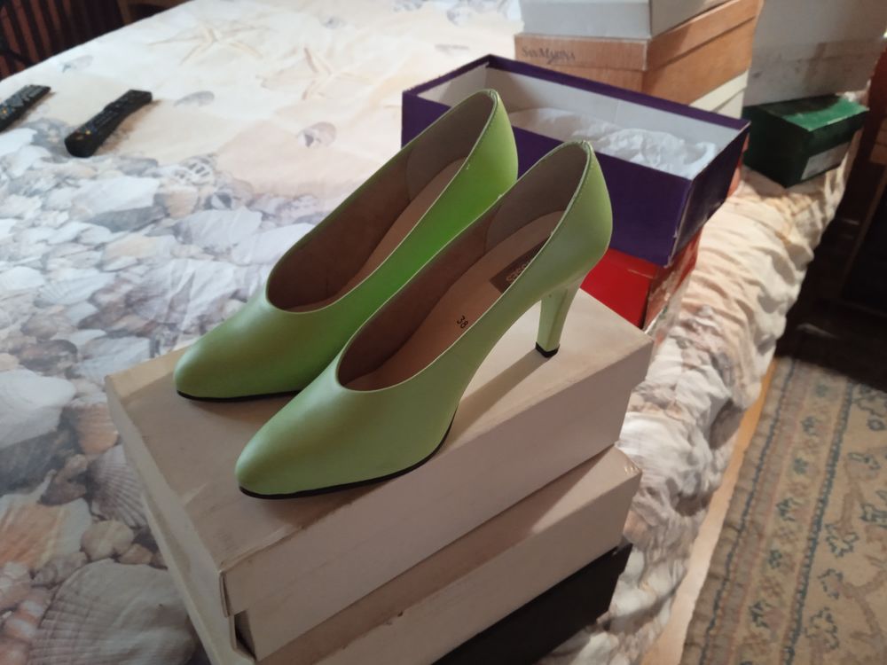 chaussures cuir pleine peau souples 37,5/38 Chaussures