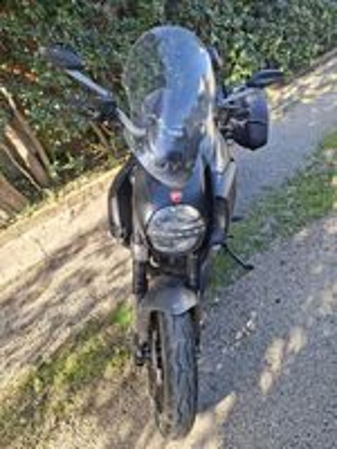 DUCATI 2013 occasion 13800 Istres