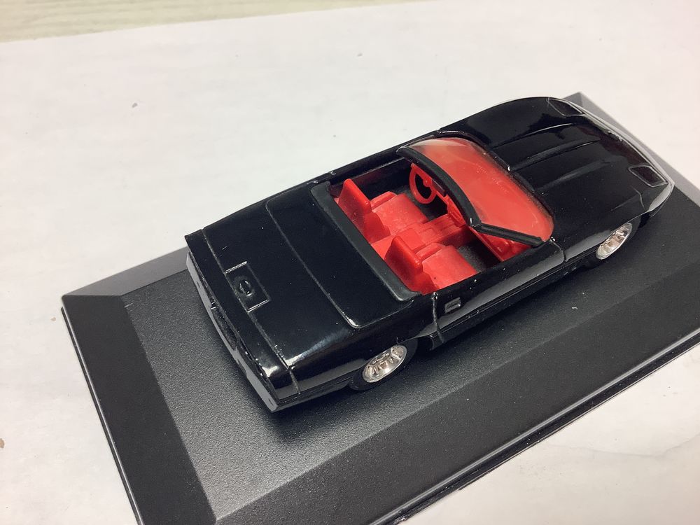 CHEVROLET CORVETTE.voiture miniature 
