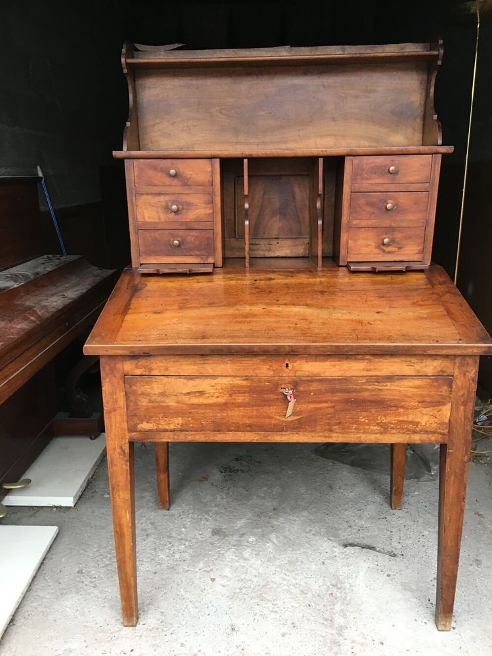 Pupitre de cur&eacute; Meubles